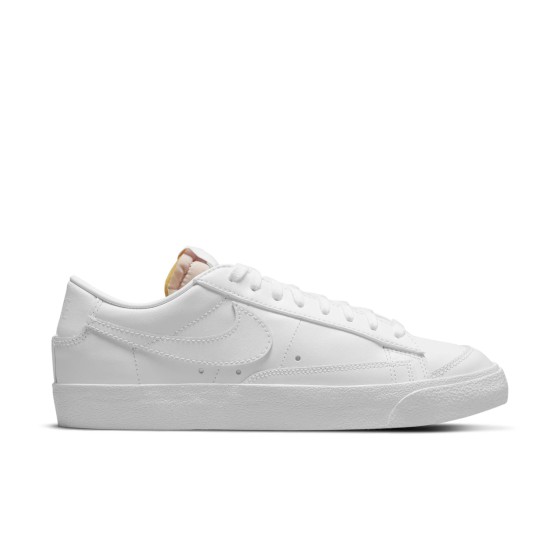 Nike W Blazer Low ´77  SKU DC4769 101