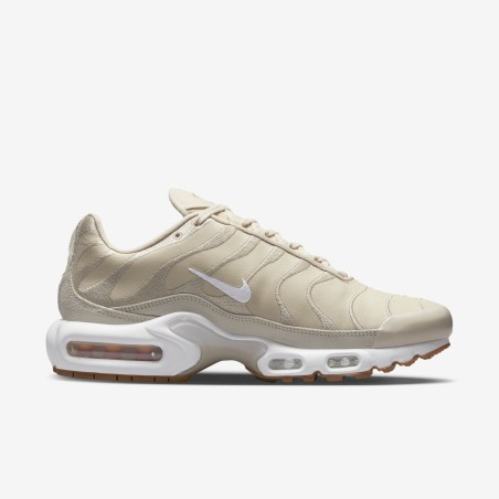 Nike W Air Max Plus Prm  SKU DZ2832 200